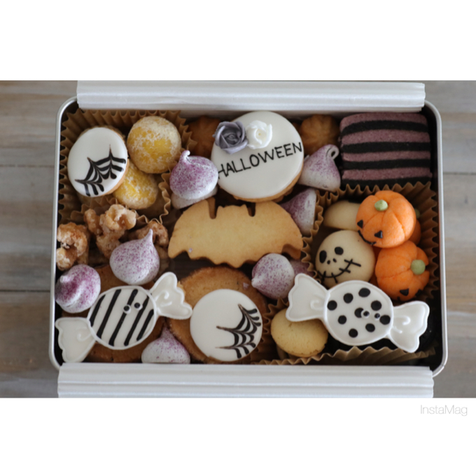 ハロウィンのクッキー缶